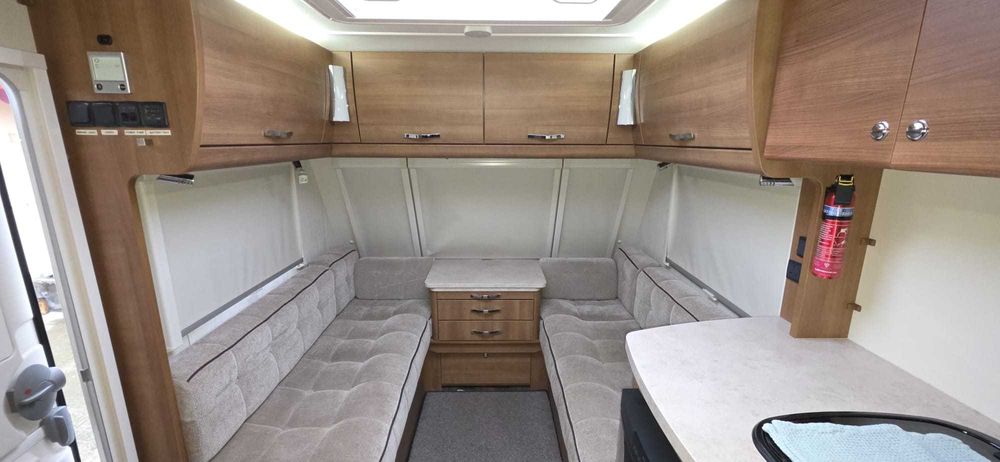 Rulota Elddis Affinity 574 | 2015 | 4 locuri | Caravană Premium - Luxury