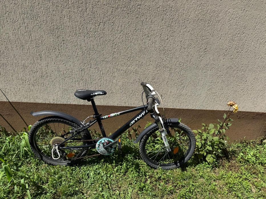 Bicicletă copii B’TWIN 20” – ideală pentru 6-9 ani