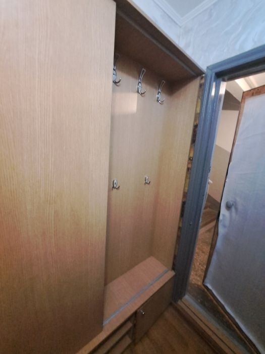 Продаётся прихожка