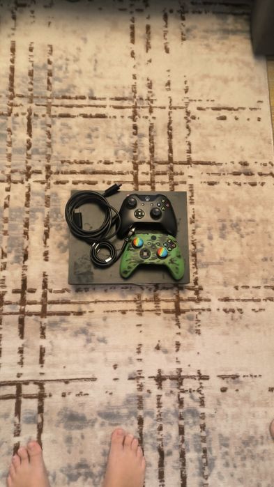 Xbox one X 2 джойстик