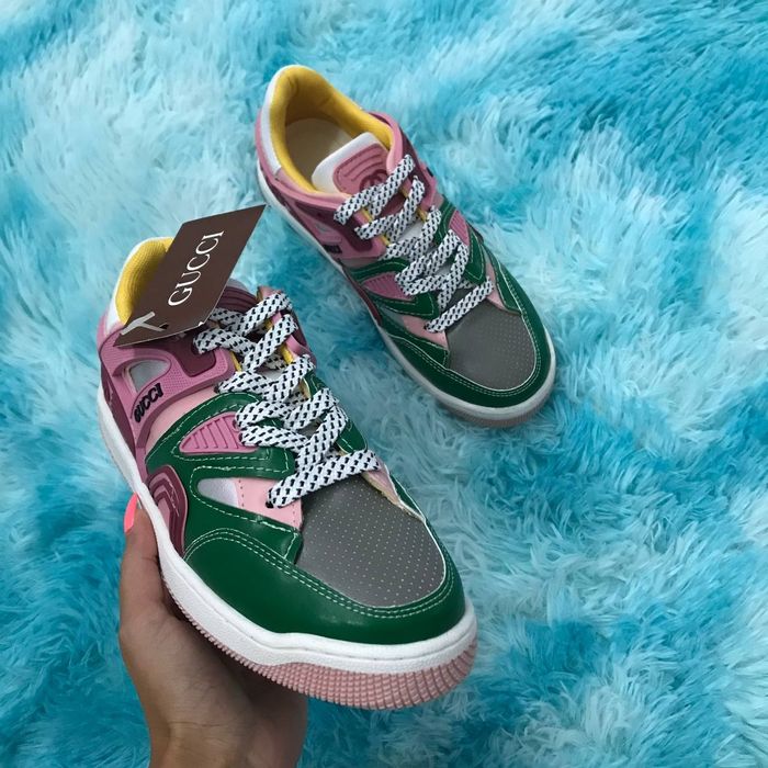 Adidași Gucci femei