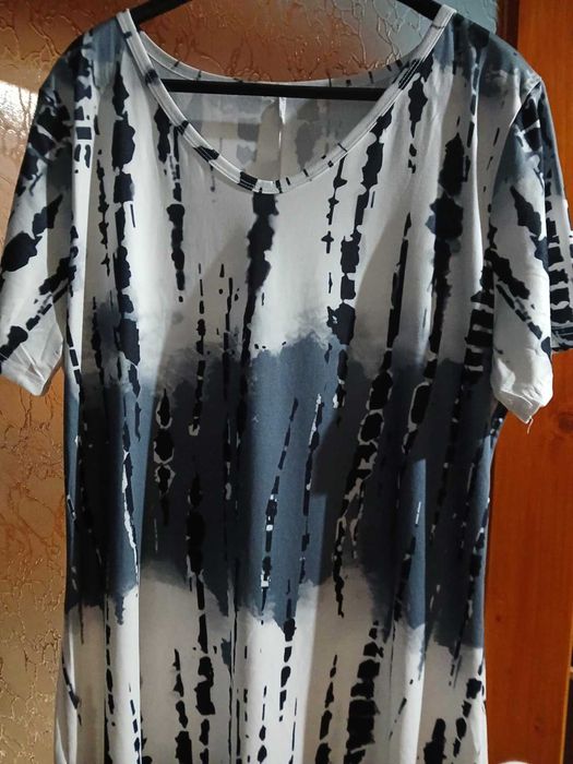 Vând 3 bluze mărime mare