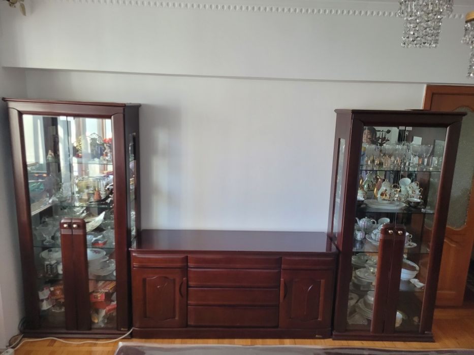 Продам сервант не дорого качество супер