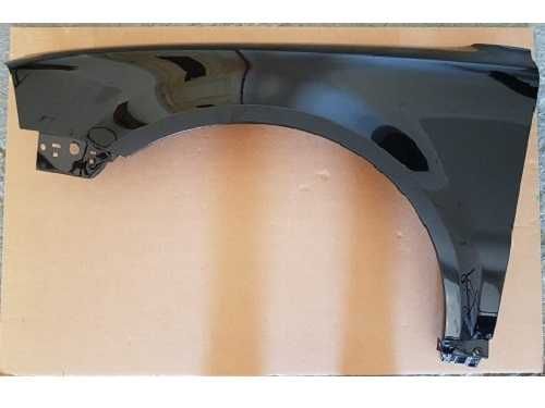Aripa dreapta fata fara locas semnal VW Passat B5 vopsita negru LC9X