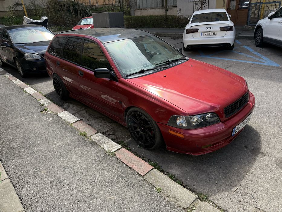 Se vinde volvo v40