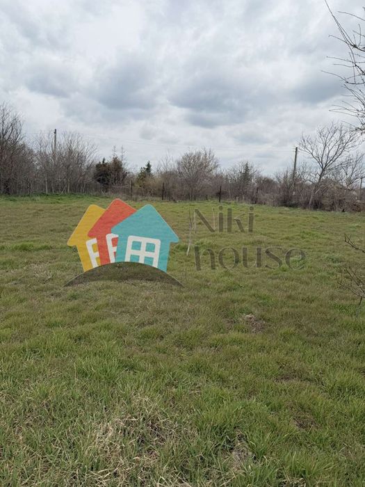 Продава се Къща в с. Царевци, Област Варна - 60 кв.м за 340 €/кв.м - Снимка #11