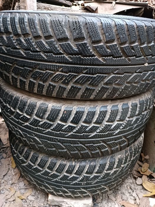 Балон Зимный 235 60 R18 3 Шт Marshal