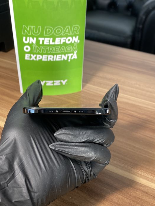 iPhone Air • 128 GB • Black