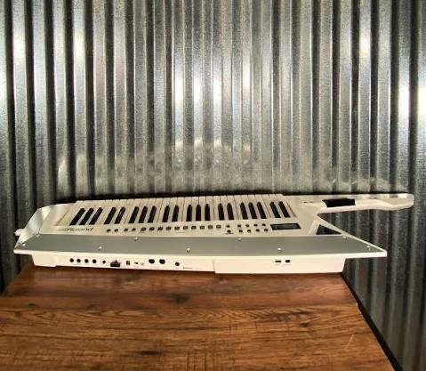 Keytar Roland Ax Edge + stativ