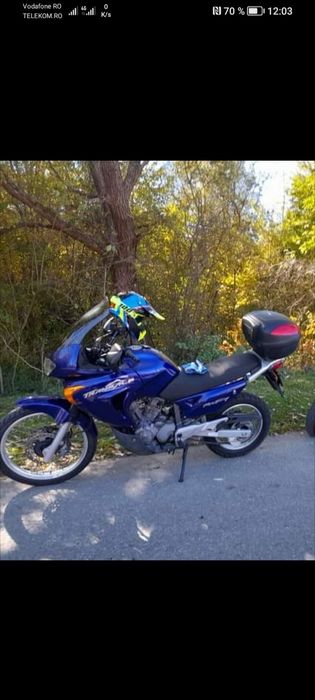 Motocicletă Honda Transalp