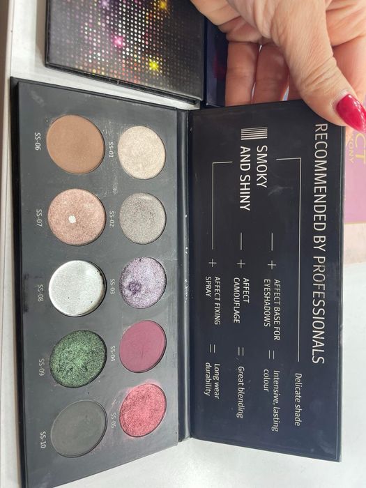 Професионални палитри