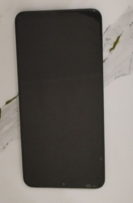 Realme 50 50мынга берем