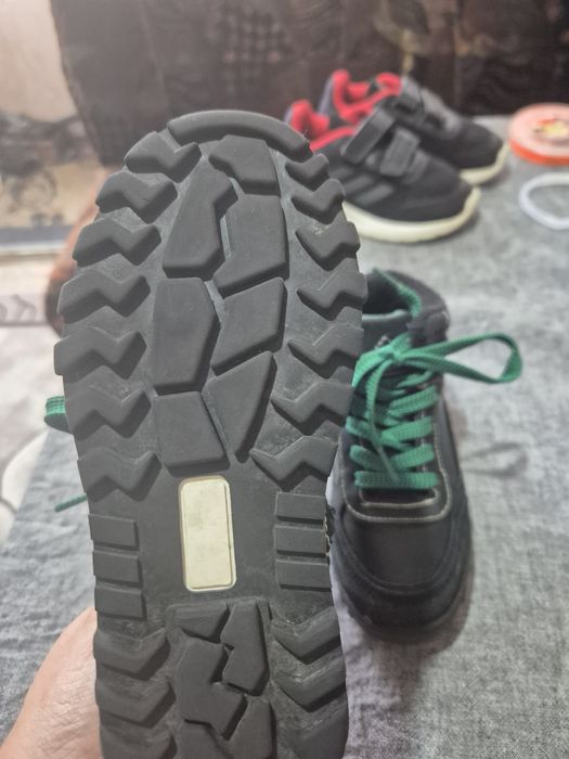 Детски маратонки и боти