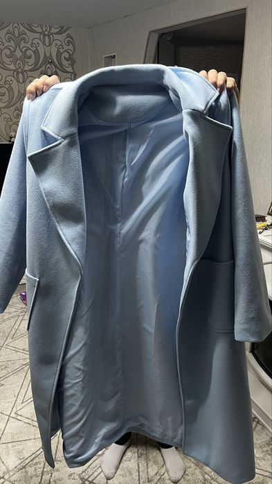 Продам пальто новое