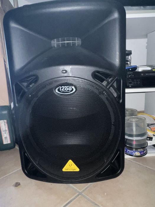 Monștrii Behringer B815 NEO - 1260W RMS - Sunet peste boxele noi de top