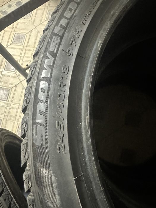 Шины R18 разноширокие Бмв , мерс итд.