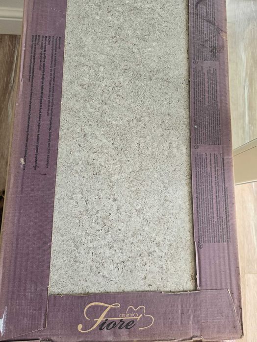 Фаянсови плочки - сиви