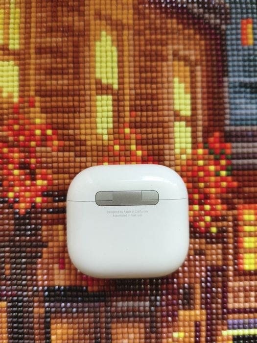 AirPods 4 original