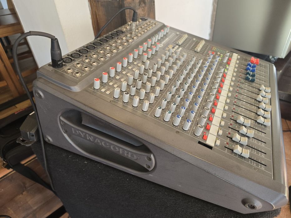 Vând mixer Dynacord Pawermate 1000-2