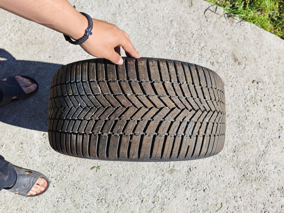 Cauciuc Bridgestone  255 35 R18