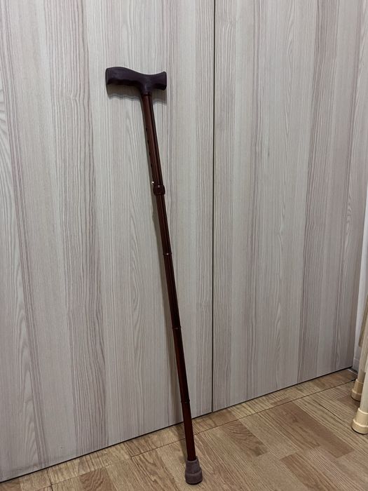 Костыли и палочка