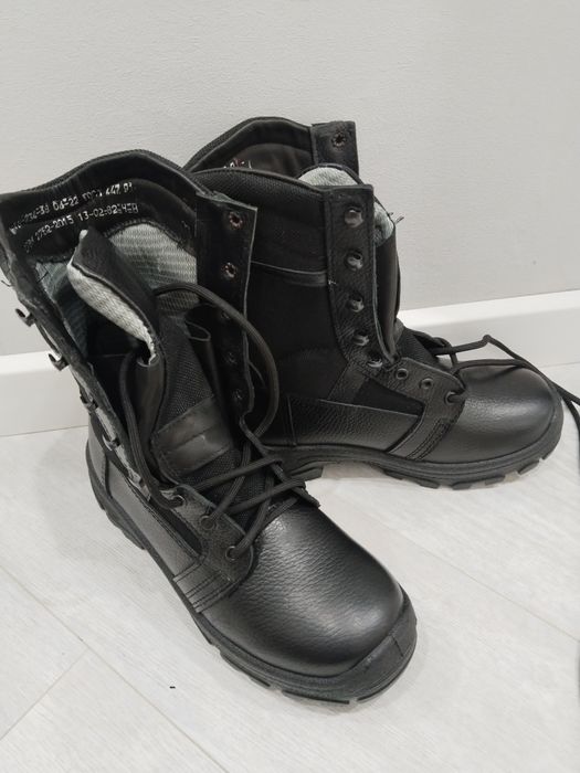 Продам берцы,дими сезон,38 размер