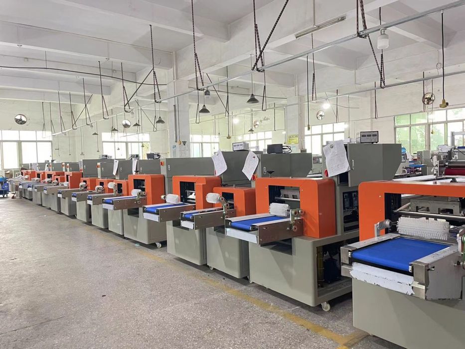 Пакетираща, опаковъчна, пакетажна машина протеинови барчета ядки пасти