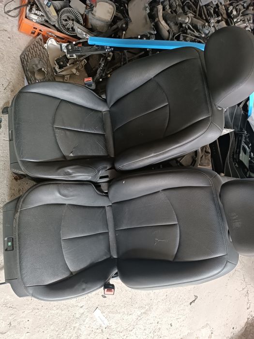 Салон Мерцедес Е класа 211