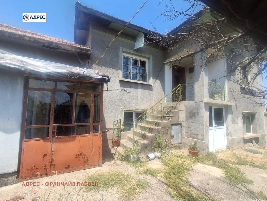 Къща в Плевен, област-гр.Долна Митрополия площ 108 цена 47000