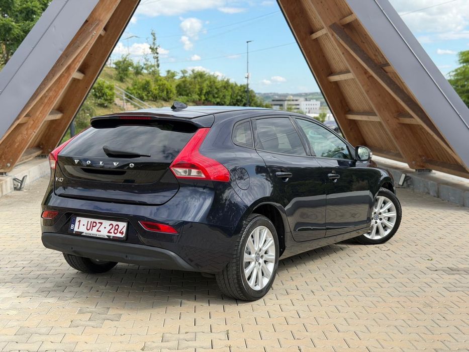 VOLVO V40 2016 — imagine 4