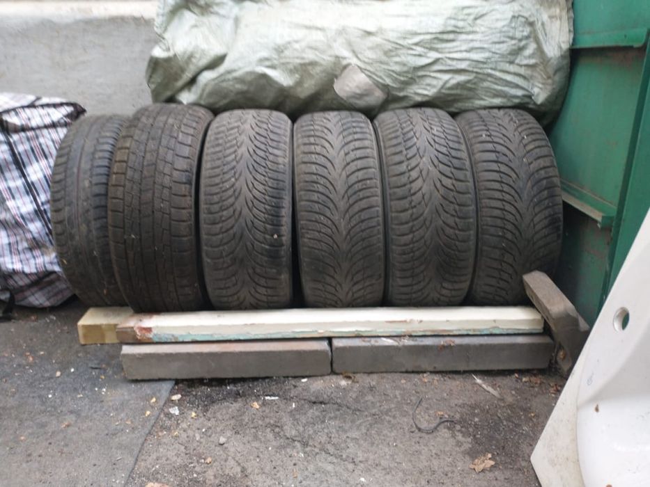 Резина дождевая 225/50 R17