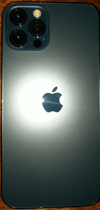 IPhone 12 pro  продам