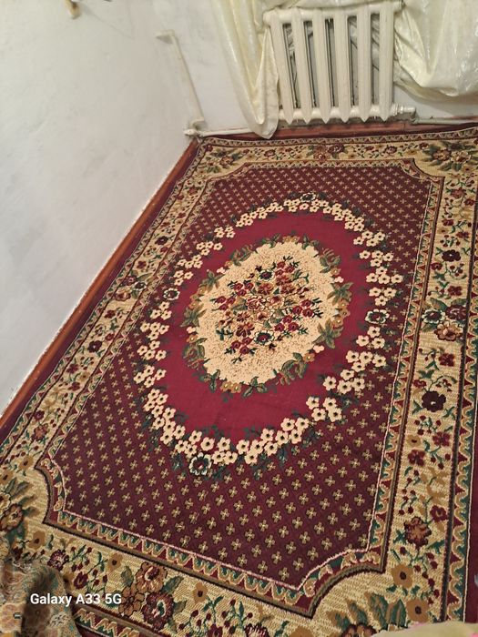 Ковер продается количество 2шт