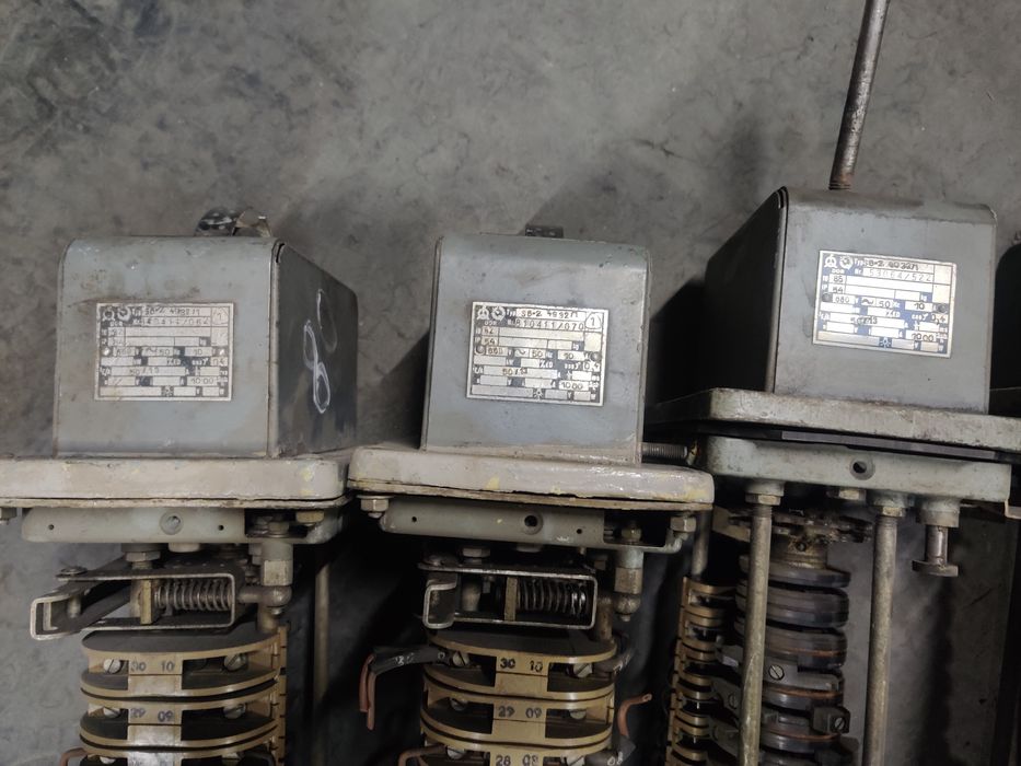 Продам командаконтроллеры на экскаватор или кран