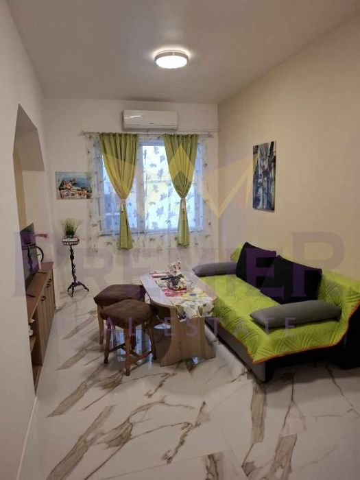 Дава се под наем Двустаен апартамент в Варна, Център - 40 кв.м за 450 € - Снимка #3