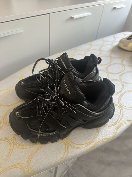 Balenciaga Track