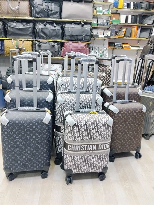 chemodan чемодан brendiviy louis Vuitton , lv gucci dior