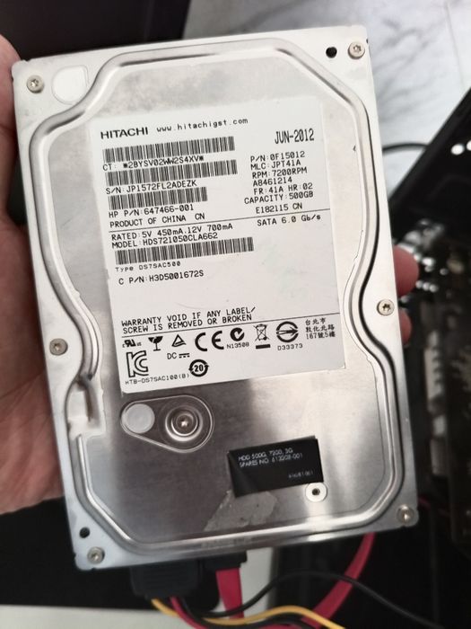 500 ГБ жесткий диск сатылады.