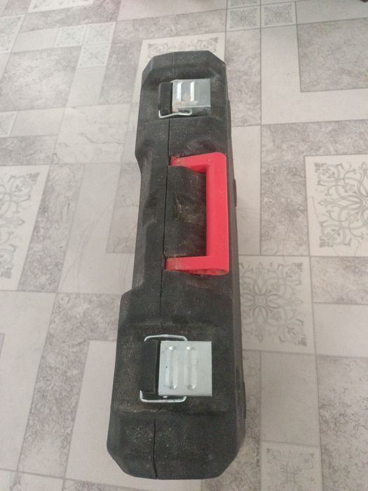 Продам кейсы для перфоратор и шрупповерт