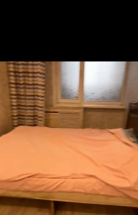 Продам 2 спальня кровать за 10000 то новый  купили за счет этого прода