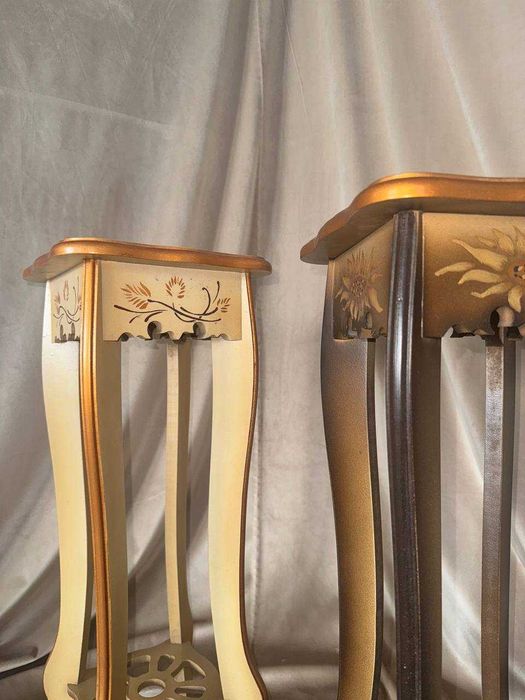 Деревянные полки под цветы