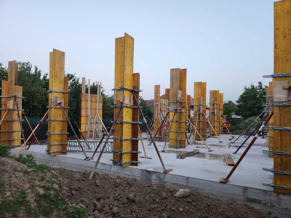 Inchiriez Panouri DOKA ,popi metalici, grinda h20 cofraje metalice