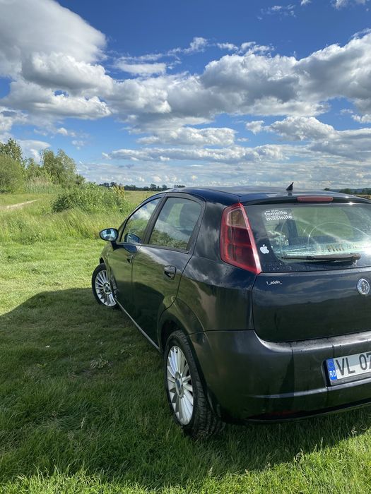 Vand/schimb Fiat punto 1.9!