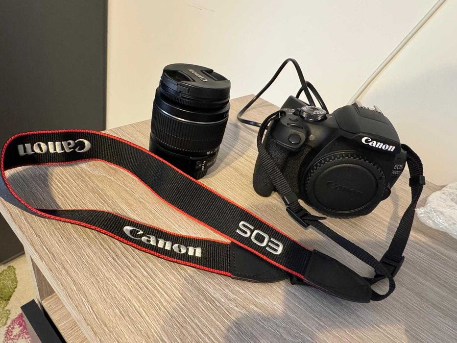 Camera foto DSLR EOS 2000D