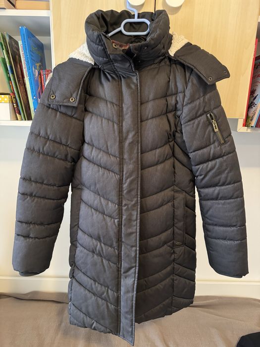 Дамско зимно яке с качулка