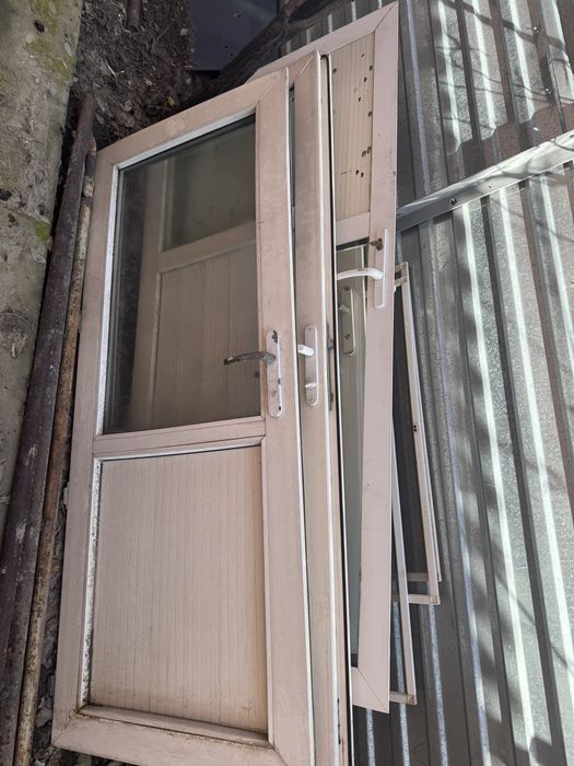 Буу терезе есіктер пластик ағаш