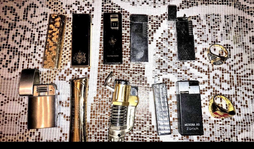 Bricheta metalice v în ntage si inele mașoni