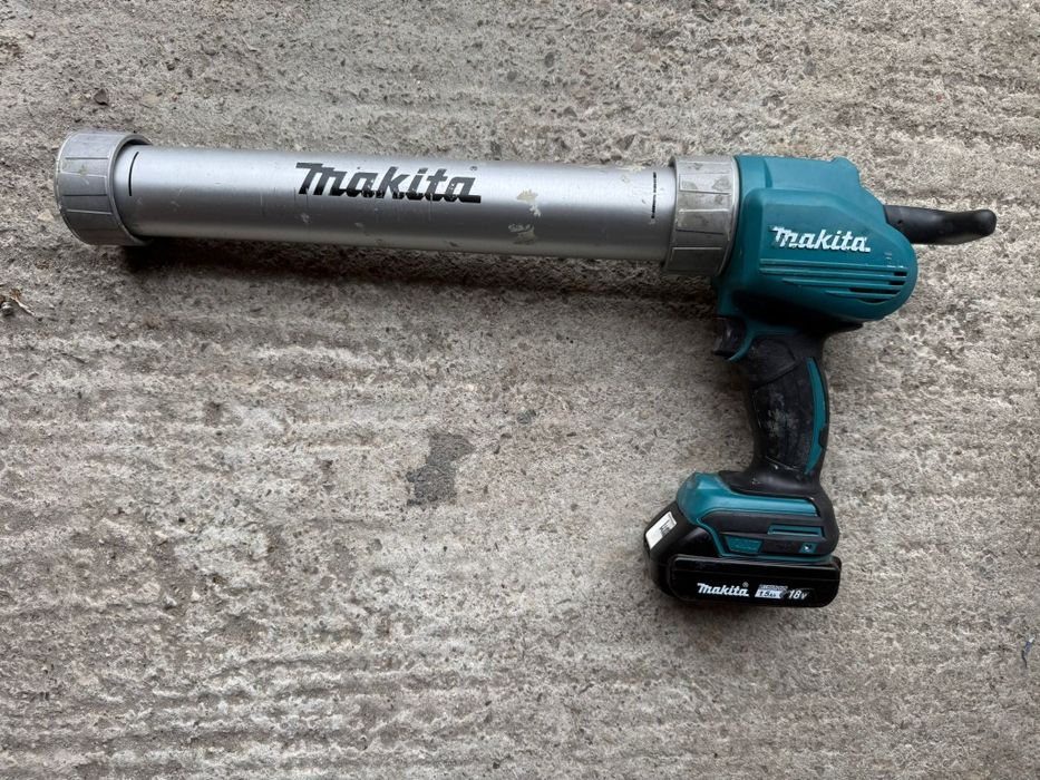 Pistol de silicon cu acumulator Makita  DCG180
