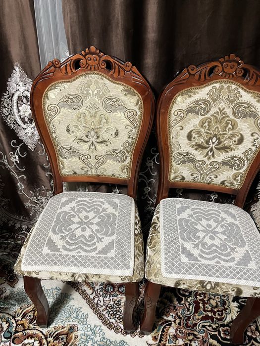 Продам стол со стульями