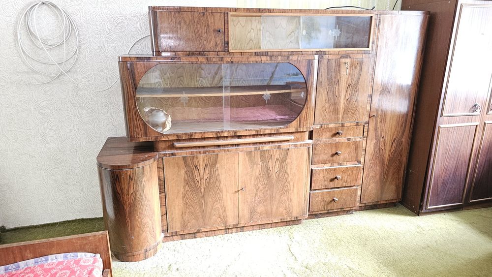 Стар скрин за реставриране